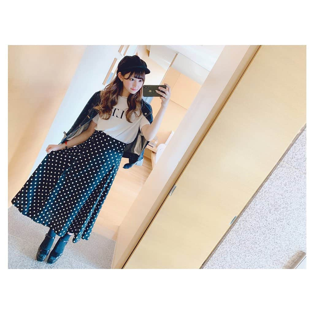 永原知奈さんのインスタグラム写真 - (永原知奈Instagram)「🖤🖤 . 🎩 #emoda 🧥 #moussy 👕 #valentino 👗 #frayid 💍 #hermes 👠 #snidel . #fashion #code #codenate #casquette #エモダ #マウジー #バレンチノ #フレイアイディー #スナイデル #エルメス #コーデ」5月24日 12時22分 - chiim2