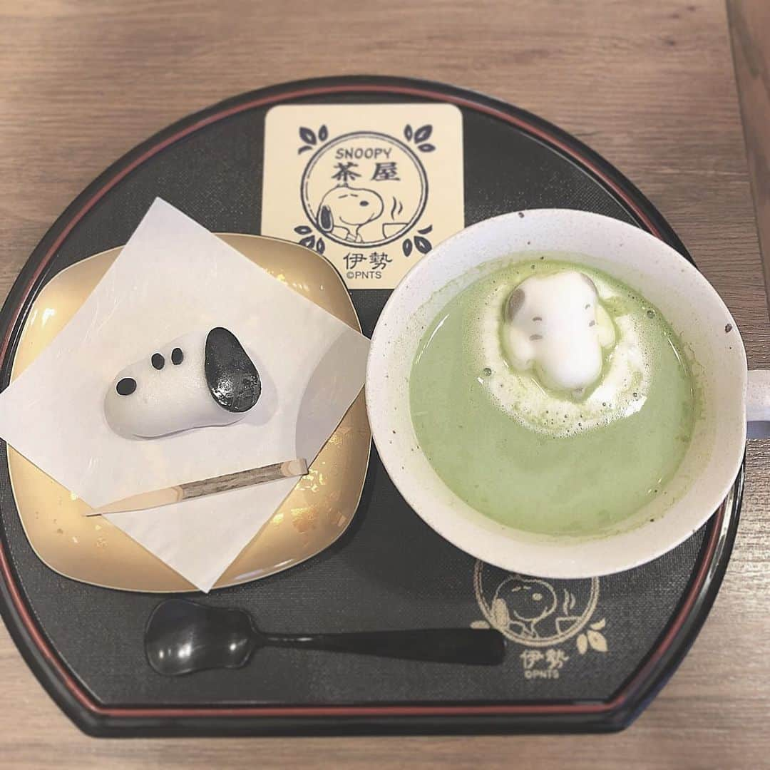 安藤笑さんのインスタグラム写真 - (安藤笑Instagram)「メニューも内装もかわいい🥺🍵 おかげ横丁にいったら行ってみてね❤︎ . . #おかげ横丁 #スヌーピー茶屋 #スヌーピー #かわいい #スヌーピー #おいしい」5月24日 12時28分 - emichii87