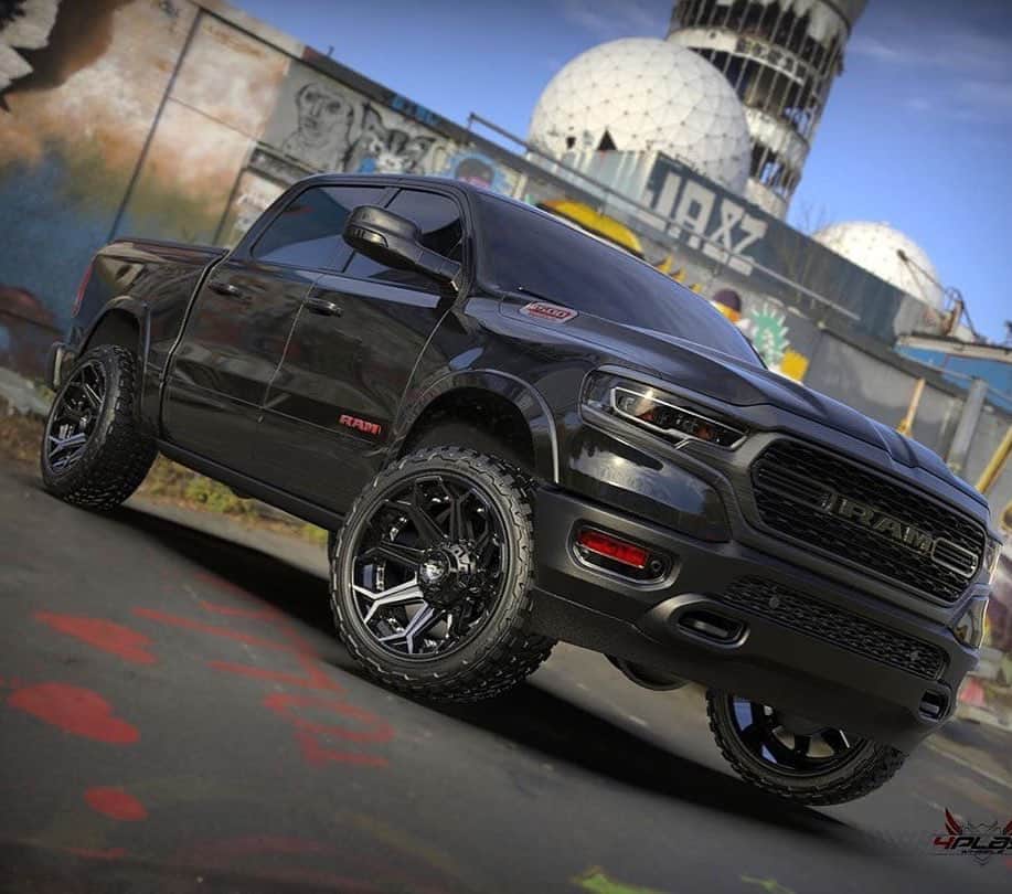 CARLiFESTYLEさんのインスタグラム写真 - (CARLiFESTYLEInstagram)「RAM 1500 fitted with @4playwheels #carlifestyle」5月24日 12時35分 - carlifestyle