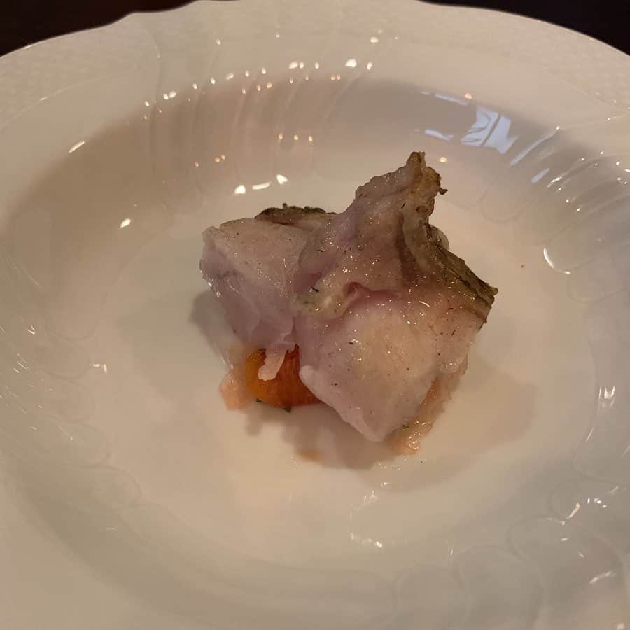 佐々木希さんのインスタグラム写真 - (佐々木希Instagram)「#f エッフェ  この間行ったばかりなのに ひとつも一緒のお料理がない👏 小坂の豚や山の芋を生地… こちらでしか味わう事の出来ない組み合わせの味が忘れられない… こうたろうさん、今回もドキドキをありがとうございました。  #秋田旅」5月24日 13時01分 - nozomisasaki_official