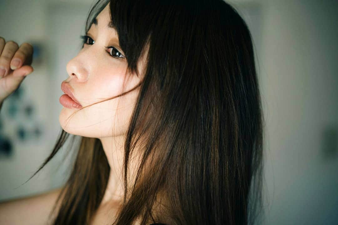 のインスタグラム：「* photo by yasuikissyou * 今年の目標ができた *  1年なんてあっという間 死ぬまでの時間も、できることも限られてるから やりたいことだけやって生きよう * * #me #portrait #photography #photo #model」