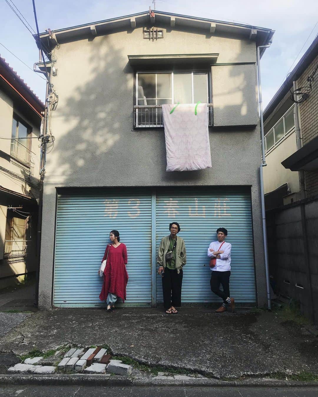 松本野々歩のインスタグラム：「よく「そこ立って」って言う 何も言わなくても 何かになりきってくれる人たち」