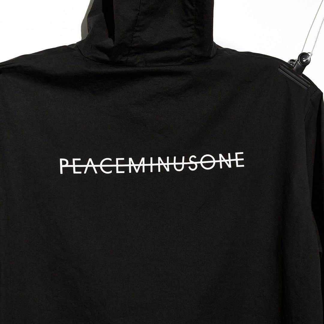 PEACEMINUSONEさんのインスタグラム写真 - (PEACEMINUSONEInstagram)「PMO®➖ PULLOVER HOODIE (BLACK)」5月24日 14時19分 - peaceminusonedotcom