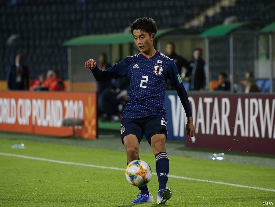 日本サッカー協会さんのインスタグラム写真 - (日本サッカー協会Instagram)「📸Match Photos① U-20日本代表は5月23日(木)、FIFA U-20ワールドカップポーランド2019の初戦でU-20エクアドル代表と対戦しました。前半にビハインドを追う難しい展開となりましたが、68分に山田康太選手がゴールを奪い、試合は1-1で終了。初戦は引き分けに終わりました。 ・ この試合で勝ち点1を手にした日本は、グループステージ突破に向けて26日(日)に中2日で第2戦・メキシコ戦に挑みます。 ・ GK 1 #若原智哉 DF 2 #東俊希 DF 3 #小林友希 DF 4 #瀬古歩夢 DF 5 #菅原由勢 MF 6 #郷家友太 →66' FW 14 #西川潤 MF 7 #伊藤洋輝 MF 9 #斉藤光毅 →HT FW 13 #宮代大聖 MF 10 #齊藤未月 (C) MF 16 #山田康太 →90+2' FW 20 #中村敬斗 FW 11 #田川亨介 ・ 監督 #影山雅永 ・ 🏆FIFA U-20ワールドカップポーランド 📅グループステージ 5/24 1-1 vsエクアドル🇪🇨 5/26 22:30 vsメキシコ🇲🇽 5/30 01:00 vsイタリア🇮🇹 ・ #daihyo #jfa #u20wc」5月24日 14時40分 - japanfootballassociation