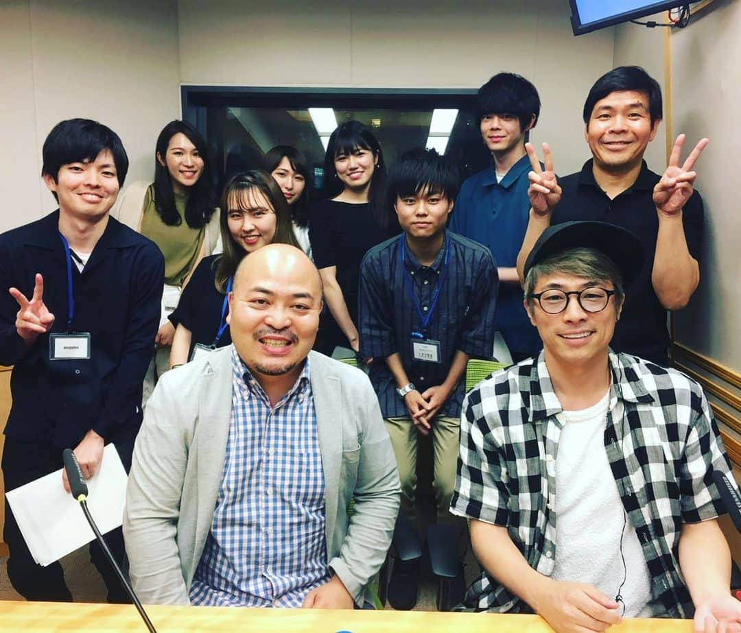 原田曜平さんのインスタグラム写真 - (原田曜平Instagram)「ロンブーの淳さんと次世代研の若者たち。若者たちがみんな、淳さんから刺激をとても頂いていた。みんな、本当に良かったね。」5月24日 20時31分 - yohei.harada_official