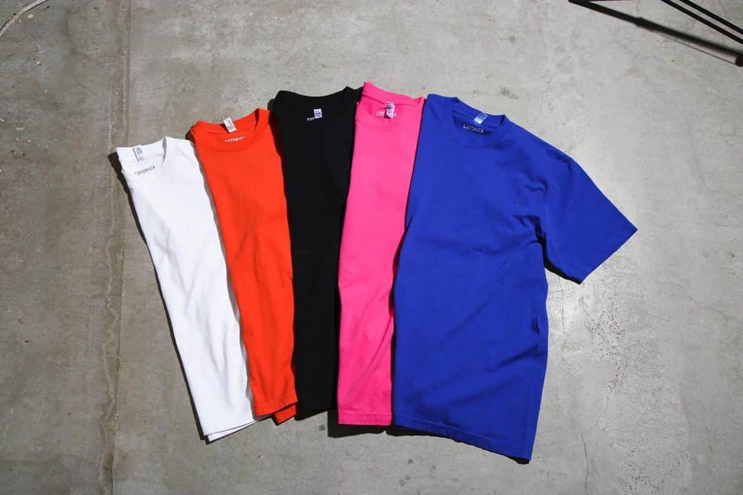 COTORICA.(コトリカ) さんのインスタグラム写真 - (COTORICA.(コトリカ) Instagram)「✔️NEW  ARRIVAL﻿ ————————————————————﻿ 元American ApparelのCEOである、ダヴ・チャーニーが創設したブランド、LOS ANGELES APPARELとの別注のTシャツ2型が発売開始。﻿ ﻿ LA APPARELTシャツ﻿ ¥3,500﻿ ————————————————————﻿ #COTORICA.#fashion #coordinate #onlinestore#instafashion#instagood#markstyler#コトリカ #夫婦コーデ #ママファッション #プチプラコーデ #laapparel」5月24日 15時36分 - cotorica.official