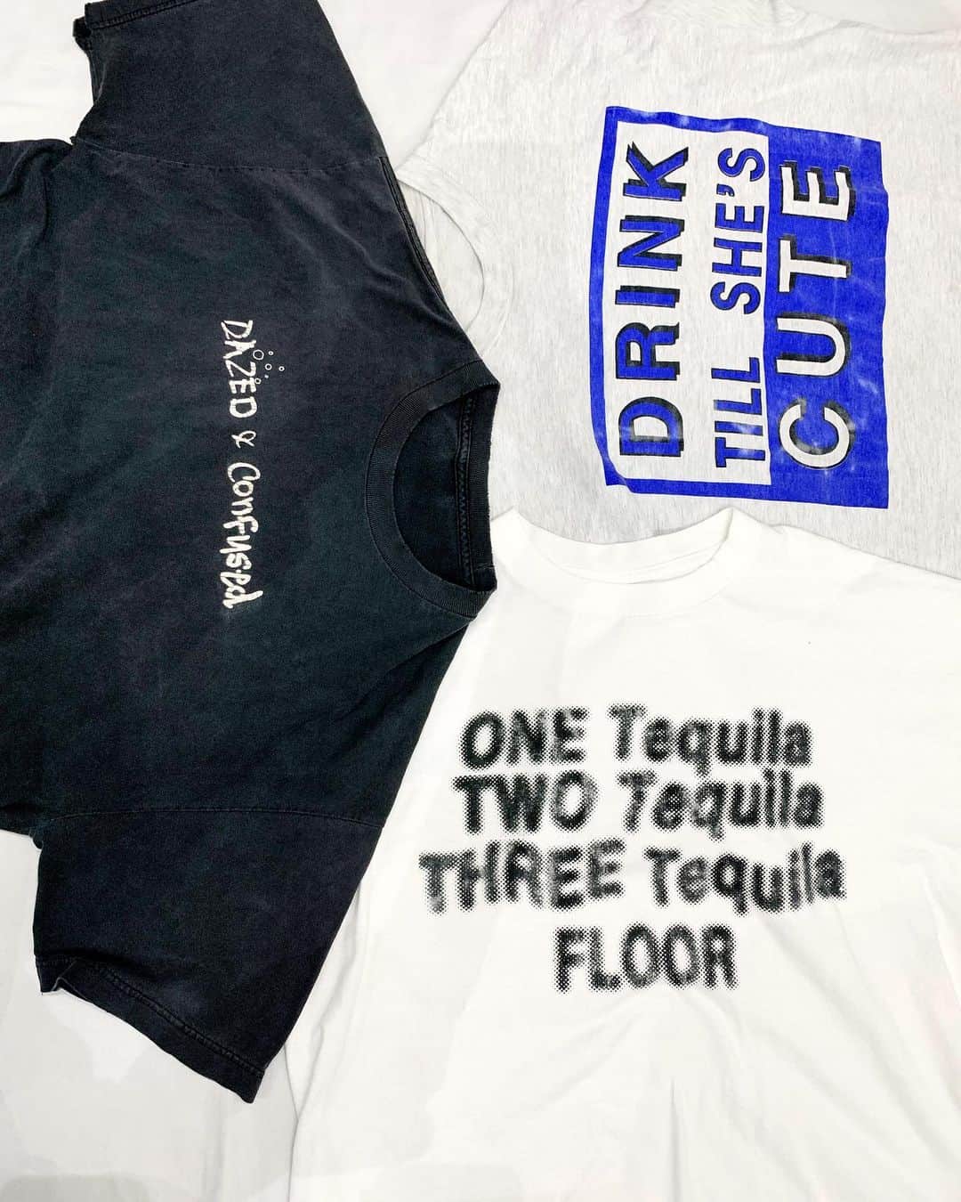 ジャムルさんのインスタグラム写真 - (ジャムルInstagram)「5/25 NEW ARRIVAL! DRUNK Tee🍺🍷🍶🍸🥃🍾 . 商品のお問い合わせは26日以降、お電話で承ります。 . [#jammru_tee] #お問い合わせはお電話で承ります #jammru #osaka  #fashion  #streetstyle  #streetfashion  #vtg  #vintage  #used  #usedclothing  #古着 #古着屋 #ファッション #70s #80s #90s #vintagetshirts#vintagetee#tshirts#tee」5月24日 16時06分 - jammru