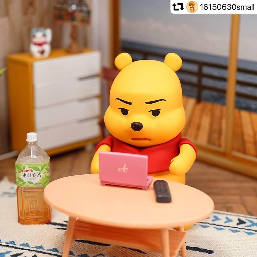 睦のインスタグラム：「プーさん、 真剣勝負？😳 か、かわいすぎます🤣  #repost @16150630small ・・・ プーさんとパソコン #ねんどろいど #nendoroid #figure #toy #toystagram #miniature #anime #otaku #cute #kwaii #nendoroworld #くまのプーさん #goodsmilecompany #プーさん #winniethepooh #winniethepoohmemes #パソコン #pc #Life #リーメント #rement #room  #クマのプーさん  #pooh  #poohbear  #poohpooh  #winniethepoohday」