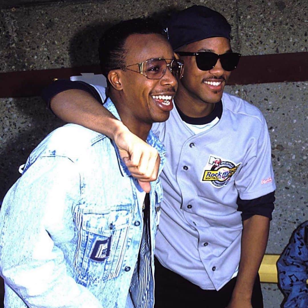 MCハマーのインスタグラム：「We @willsmith had a lot of good times in our era !!! #flashbackfriday」