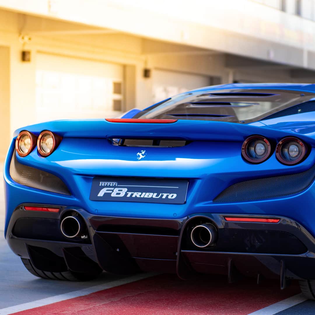 フェラーリさんのインスタグラム写真 - (フェラーリInstagram)「Speed and formidable forms found here on the #FerrariF8Tributo. The newest addition to the Prancing Horse family is a guaranteed showstopper. #Ferrari #Details」5月24日 17時00分 - ferrari