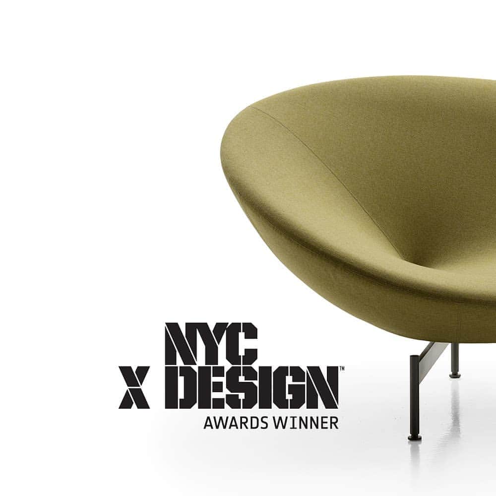 B&B Italiaさんのインスタグラム写真 - (B&B ItaliaInstagram)「The NYCxDESIGN Awards celebrate outstanding talent across major areas of design, such as architecture, interiors, furnishings, lighting, and technology: the Eda-Mame daybed by Piero Lissoni just won in the “Residential Sofas” category. . #bebitalia #pierolissoni #nycxdesign #nycxdesign2019 @nycxdesign @pierolissoni」5月24日 17時46分 - bebitalia
