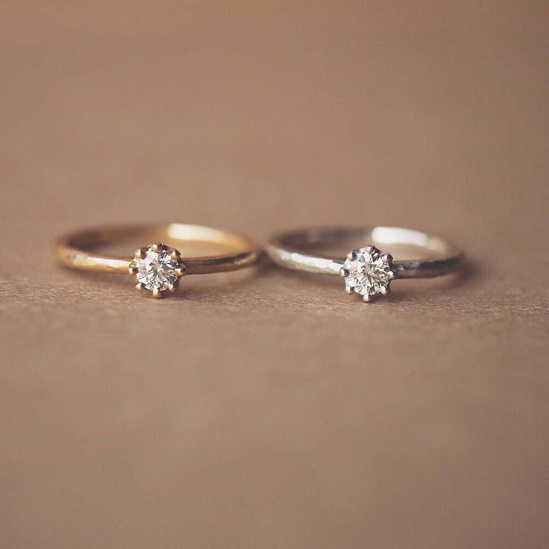 JKプラネット銀座.表参道.福岡|結婚指輪セレクトショップさんのインスタグラム写真 - (JKプラネット銀座.表参道.福岡|結婚指輪セレクトショップInstagram)「💍 @yukahojo_jewelry 大切な彼女の笑顔は、彼にとって太陽のひかりのように何よりも明るくて輝いているもの。そんな彼女の笑顔を太陽のひかりに重ねてイメージした、温かみ溢れる婚約指輪Capriです😊 ・ あっという間に金曜日。1週間お疲れさまでした😌✨週末は暑くなりそうですね。皆さま素敵な週末をお過ごし下さい💛 ・ The smile on her face is just like the happy glittering sunshine for him.This ring"Capri" was made inspired by this happy smile of your dearest. ・ ・ 【YUKA HOJO ユカホウジョウ】 銀座・表参道・横浜元町・福岡天神・熊本上通・鹿児島天文館の正規取扱店 JKPlanet（@jkplanet.jewelry ） ☎︎ 03-6280-6927〈JKPlanet銀座本店〉 ☎︎ 03-6447-4383〈JKPlanet表参道店〉 ☎︎ 045-232-4270〈JKPlanet横浜元町店〉 ☎︎ 092-791-9402〈JKPlanet福岡天神店〉 ☎︎ 096-321-6460〈JKPlanet熊本上通店〉 ☎︎ 099-227-4417〈JKPlanet鹿児島天文館店〉 ※6店ともご予約なしで自由にご覧頂けます♪ . #JKPlanet #JKプラネット #結婚指輪のセレクトショップ #婚約指輪のセレクトショップ  #銀座結婚指輪 #表参道結婚指輪 #横浜結婚指輪 #福岡結婚指輪 #熊本結婚指輪 #鹿児島結婚指輪 #YUKAHOJO #ユカホウジョウ #婚約指輪 #エンゲージリング  #結婚指輪 #マリッジリング #エンゲージ #リング #ブライダルリング #ブライダルジュエリー #結婚指輪探し #結婚指輪選び  #指輪探し #プロポーズ #婚約 #指輪 #プレ花嫁 #日本中のプレ花嫁さんと繋がりたい #weddingring #engagementring」5月24日 18時20分 - jkplanet.jewelry