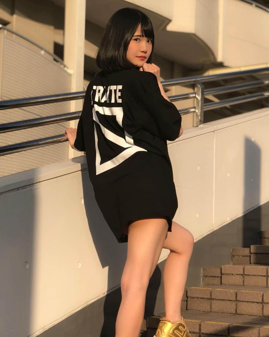 DJ MELさんのインスタグラム写真 - (DJ MELInstagram)「Supreme×AirMoreUpTempo×Party All Night T shirts✨ . Monopoleファミリー(@monopolerecords )のDJace1さん(@ace1djace )がBEATPORTから新曲「PartyAllNight」を5/27(日)にリリース🎧抽選で私の着用しているリリース記念Tシャツ(@straite_official )もGETできます💘Must Check⚡ . #djmel #teammel #djace1 #supreme #nike #airmoreuptempo #monopolerecord#beatport @supremenewyork @nike」5月24日 18時45分 - djmel_jpn