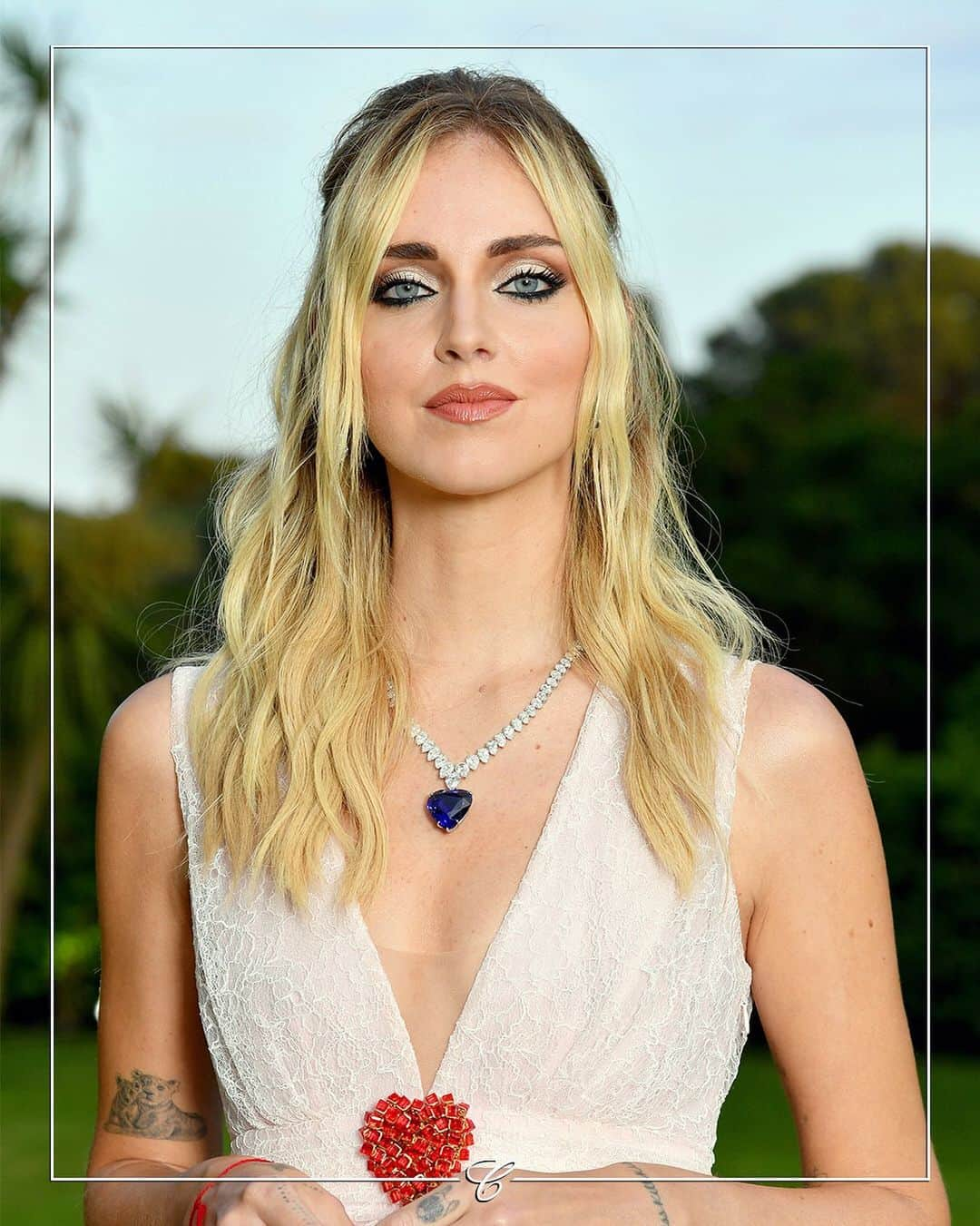 ショパールさんのインスタグラム写真 - (ショパールInstagram)「Last night, Chiara Ferragni (@chiaraferragni) looked stunning in #ChopardHauteJoaillerie at the #amfARCannes #CureAIDS #StarsInChopard #Cannes2019」5月25日 4時58分 - chopard