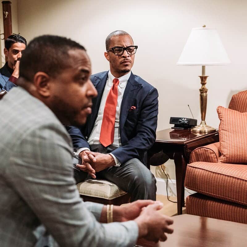 T.I.さんのインスタグラム写真 - (T.I.Instagram)「From Breaking Laws  To Changing em’.... @our.opportunity」5月25日 5時11分 - tip