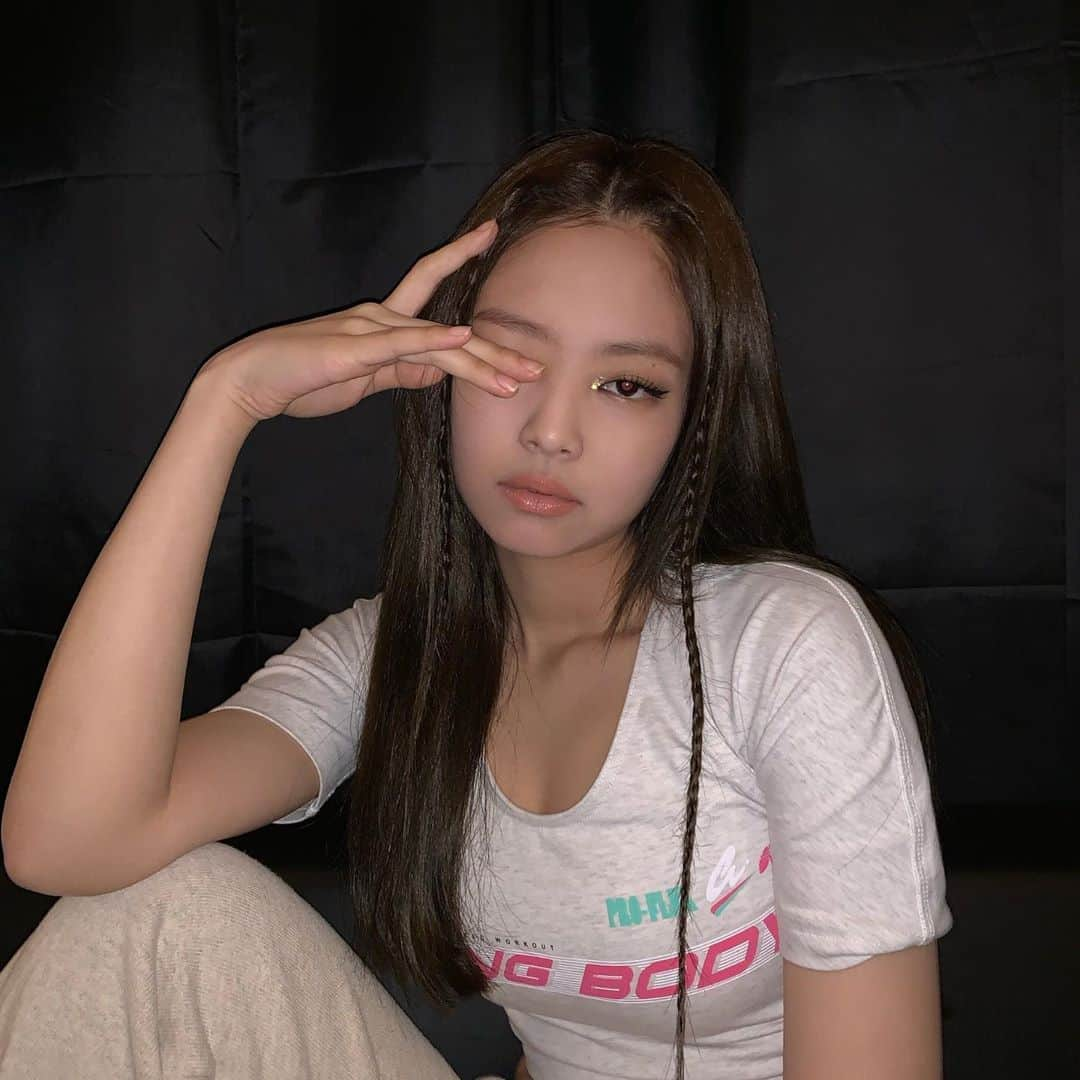 ジェニーさんのインスタグラム写真 - (ジェニーInstagram)「I blink for blinks and blinks only」5月25日 5時24分 - jennierubyjane