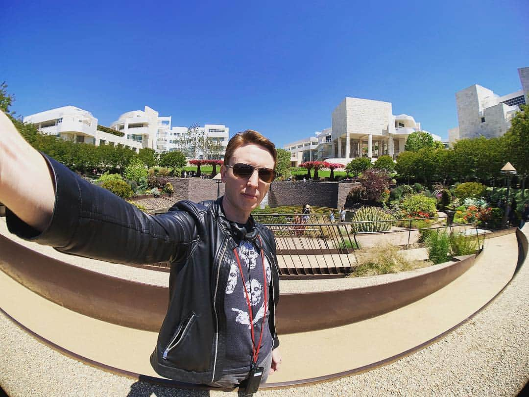 ジョーダン・ウッズ=ロビンソンさんのインスタグラム写真 - (ジョーダン・ウッズ=ロビンソンInstagram)「Gotta Getty selfie when in La La Land」5月25日 5時30分 - jwoodsrobinson