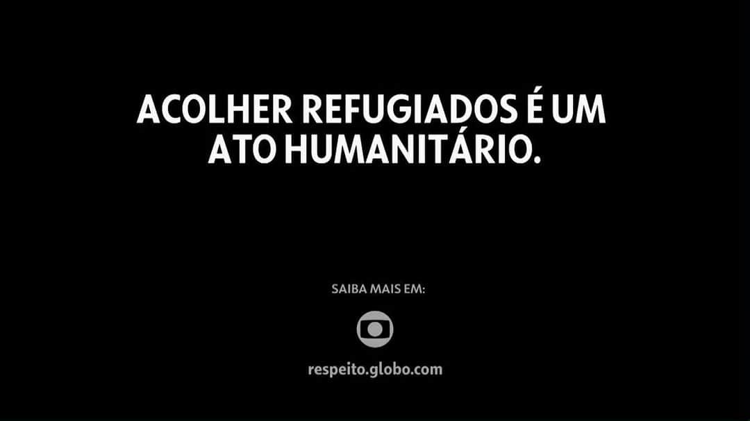 Alice Wegmannのインスタグラム：「hoje a gente enfrenta a maior crise migratória da história desde que o mundo é mundo. dezenas de milhões de refugiados (pessoas que fogem de conflitos armados ou perseguições) vivem essa situação humanitária e nós podemos ajudar - aqui, agora. #ÓrfãosDaTerra acesse respeito.globo.com pra saber mais 🖤」