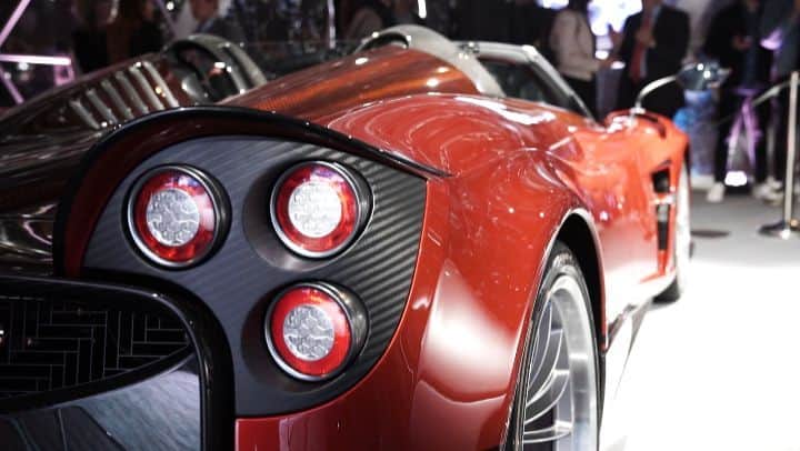 パガーニ・アウトモビリのインスタグラム：「Take a look at what happened last month during the #milandesignweek !  #pagani #horaciopaganimuseo #hp #zonda #zondac12 #huayra #huayraroadster #salonedelmobile #salonedelmobile2019 #milano」
