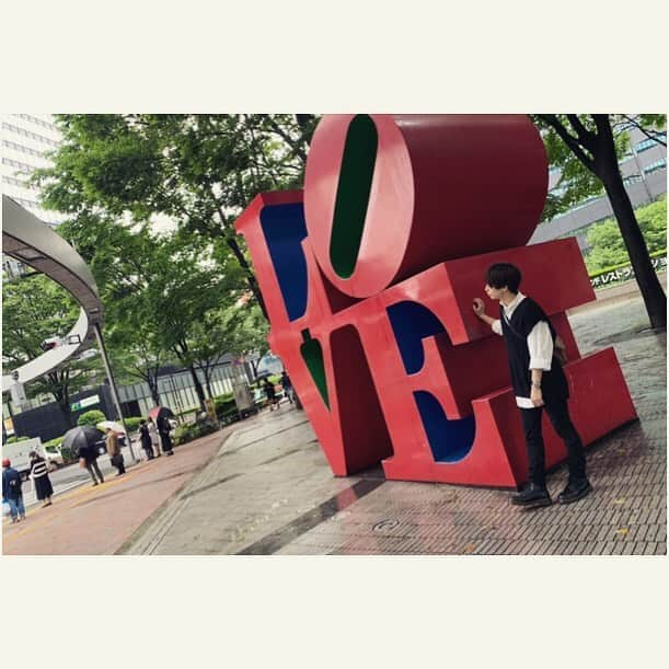 新井優さんのインスタグラム写真 - (新井優Instagram)「LOVE . . . #actor #instagood #instalike #followme  #instafollow #followme  #follow #instapic #ラテアート #ラテアート練習中  #サロンモデル #サロン撮影」5月24日 22時15分 - yuumode