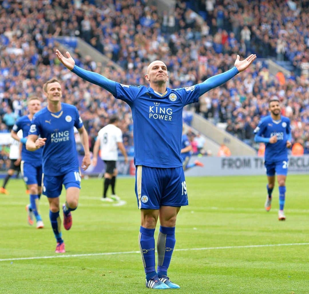 レスター・シティFCさんのインスタグラム写真 - (レスター・シティFCInstagram)「Esteban Cambiasso scored on his final #lcfc appearance #OnThisDay in 2015! 🇦🇷 . . . We beat QPR 5️⃣-1️⃣ on Filbert Way 🔥」5月24日 22時22分 - lcfc