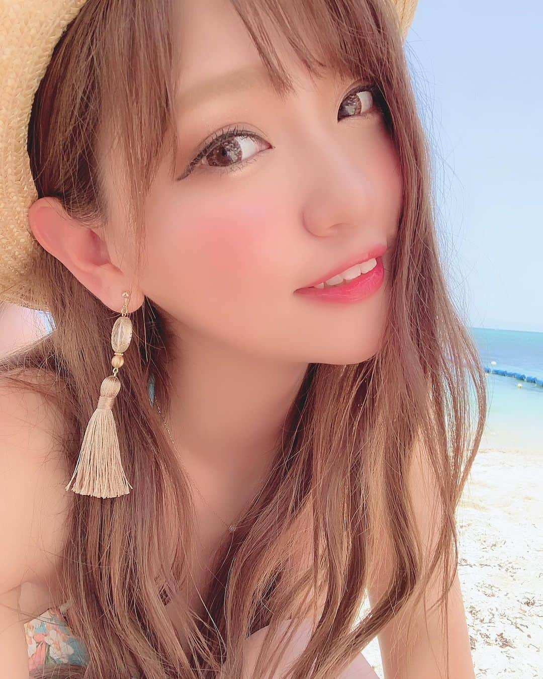 いっちゃん/嶋津 いつみさんのインスタグラム写真 - (いっちゃん/嶋津 いつみInstagram)「. . ねぇ。耳のデカさ!!😂👂🏻 . . 完全に帽子に突き刺さってもーてるから💨💨💨w . . . . .  #関西  #関西サロモ  #サロンモデル #サロモ #いっちゃん  #フリーモデル #関西モデル  #あざといっちゃん #かわいっちゃん #ブライダルモデル #アレンジモデル #ヘアカラー  #ヘアアレンジ #撮影依頼受付中 . . . . . . . . . 5月6月7月のお仕事依頼受付中です🧚🏻‍♀️💜 . DMにてお気軽にお問い合わせ下さい🙏🏻 .」5月24日 22時23分 - istumiiiru