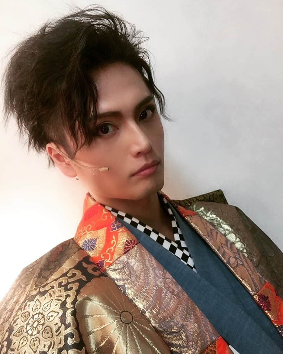 友常勇気さんのインスタグラム写真 - (友常勇気Instagram)「Thank you for coming😆🎉 I'll do my best again tomorrow. #信長の野望  #友常勇気  #ご来場誠にありがとう御座いました #明日もやるぞー #ご来場心よりお待ちしております」5月24日 23時10分 - yuki_tomotsune