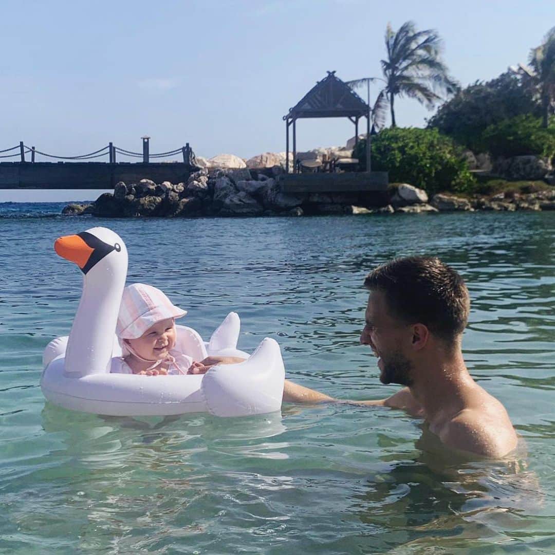 ジョエル・フェルトマンのインスタグラム：「🌞😍」