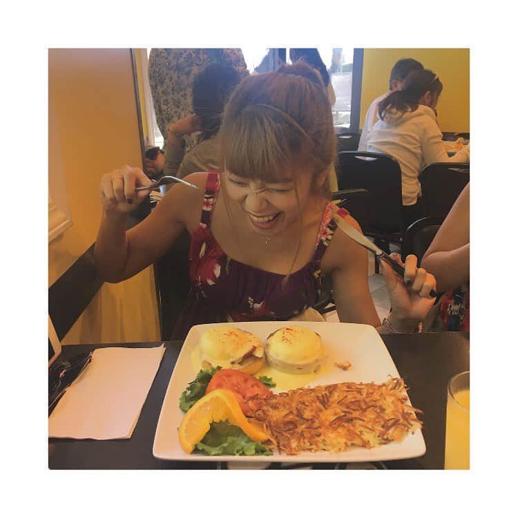 EON（梶野恵園）さんのインスタグラム写真 - (EON（梶野恵園）Instagram)「#bootskimoshomestylekitchen  にて激うまパンケーキ食べました🤤  #hawaii #カイルア #breakfast  #pancakes #delicious #good」5月24日 23時39分 - ssfweon