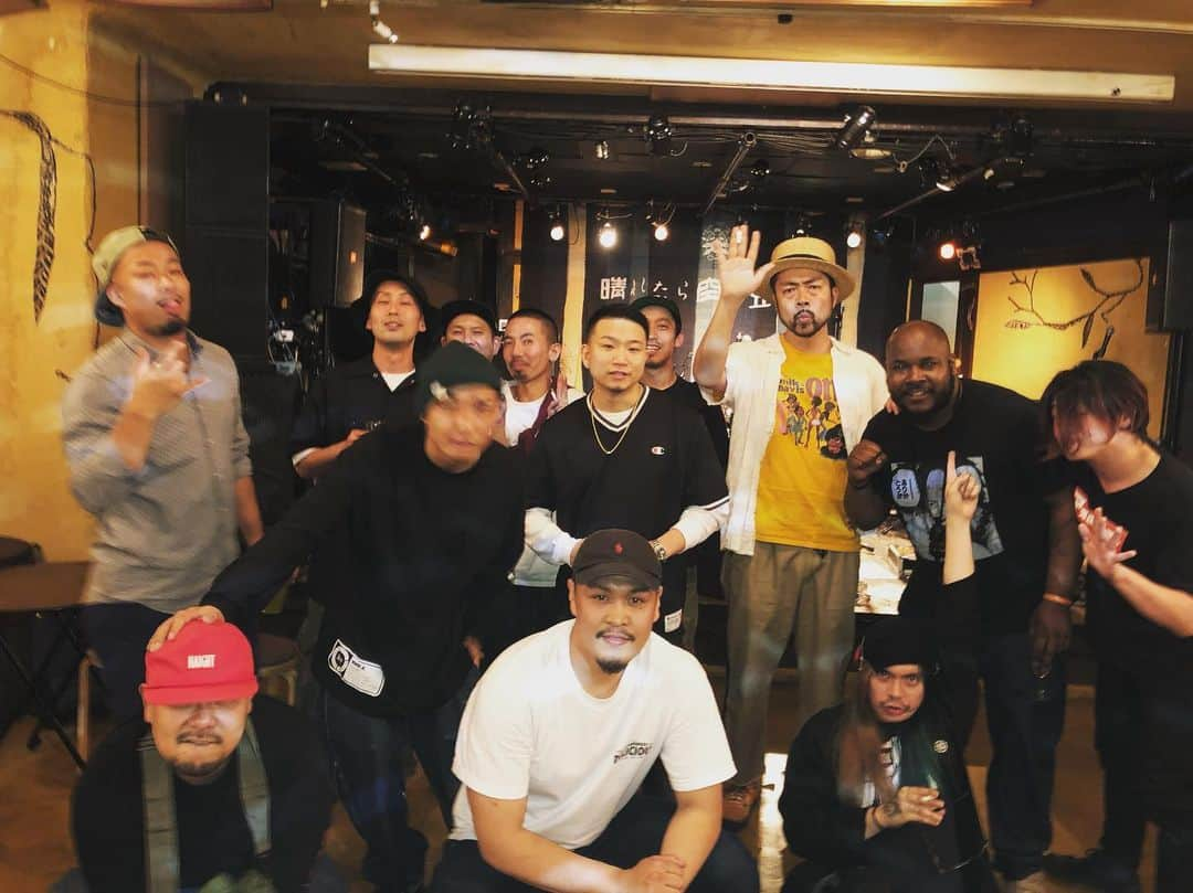 SWING-O a.k.a. 45さんのインスタグラム写真 - (SWING-O a.k.a. 45Instagram)「本日は @dagforce_y0 ツアー代官山編でゲスト出演な形で演奏しましたぁ✋😄 意外と @kenken_rize とも久々だったりして、 @_joeblaxx_ your groove was amazin' tonite!! そんなこんなで、 楽しい夜になりましたとさ！！ #45fes2019 にDag Forceも参戦するとかしないとか！！？ #音楽仲間に感謝 #またやろうね」5月25日 0時10分 - swingo45