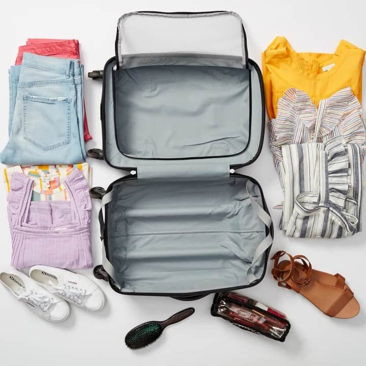 エラモスのインスタグラム：「Packing all our Ella Moss essentials for #MemorialDay weekend! Where are you going to celebrate?」
