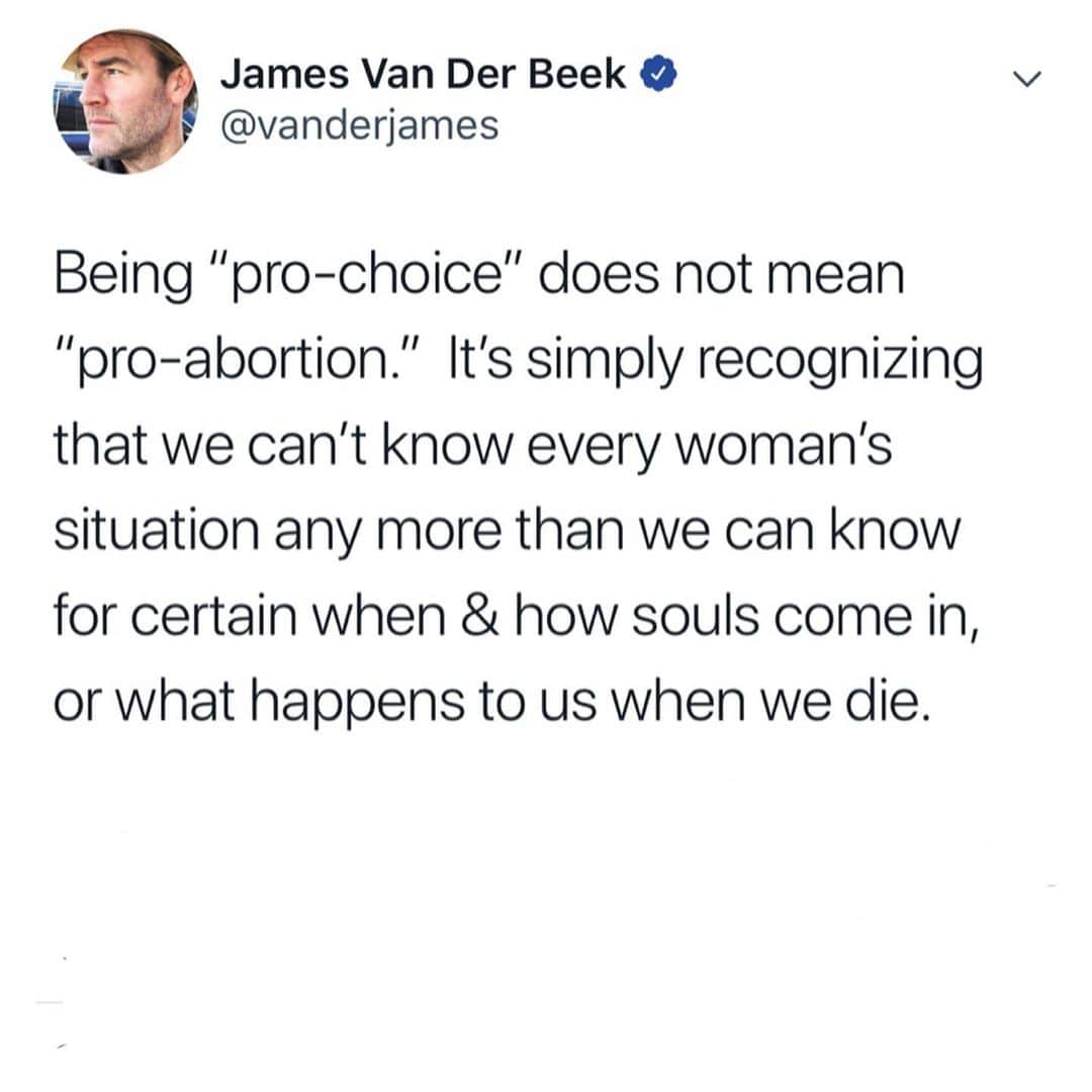 ジェームズ・ヴァン・ダー・ビークさんのインスタグラム写真 - (ジェームズ・ヴァン・ダー・ビークInstagram)「Some abortion opponents sincerely believe life begins at conception.  They believe abortion is murder.  And no one can say with absolute certainty whether that belief is right or wrong.... Which is why we can’t legislate religious beliefs.  The ethical argument here is complex, and the only thing I know for sure is that I have no right to tell anyone how to think or what to choose.  For all the women out there fighting for sovereignty over your own body... I support you.」5月25日 1時18分 - vanderjames