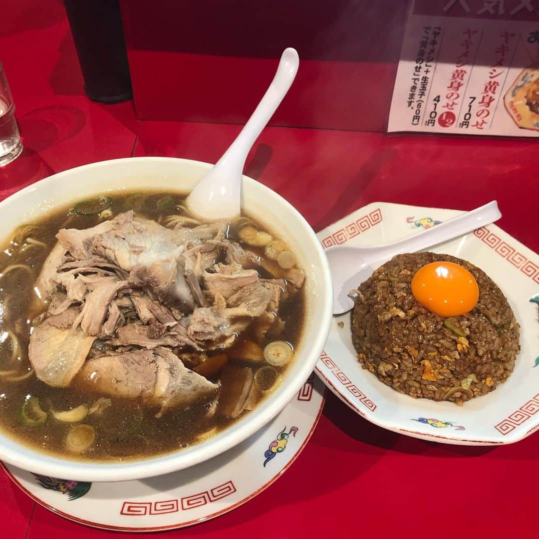 ちゃまさんのインスタグラム写真 - (ちゃまInstagram)「末廣ラーメン🍜 秋田に本店があった！ 見つけてしまったら行かねばならぬと夜中に一人ホテルを抜け出しボンバーよ」5月25日 1時36分 - chamakunchi