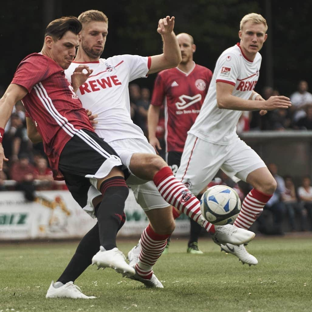 1.FCケルンさんのインスタグラム写真 - (1.FCケルンInstagram)「Zum Abschluss der Saison gewinnt der FC das Freundschaftsspiel gegen die SpVg Porz. Für den #effzeh trafen: Nartey ⚽, Koziello ⚽, Terodde ⚽, Szöke ⚽⚽⚽, Özcan ⚽, J. Horn ⚽」5月25日 3時01分 - fckoeln