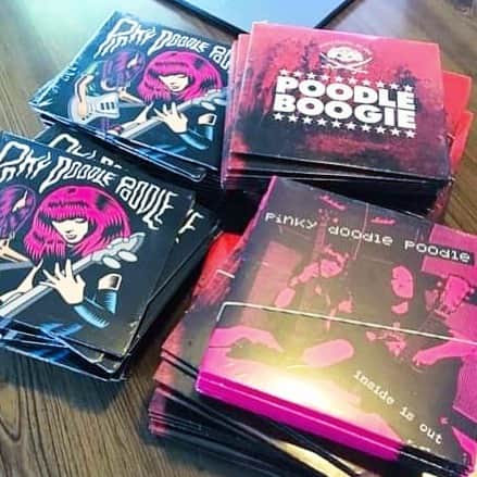 PINKY DOODLE POODLEさんのインスタグラム写真 - (PINKY DOODLE POODLEInstagram)「Got PDP more CDs. We will bring them to the gigs!! Our record company, Good Charmerl Records will shift from CD to streaming completely. So those are the last PDP CDs. 3rd album ‘GET IT ON’ is already sold out, 2nd ‘INSIDE IS OUT’ is only a little bit left.  Now it’s the last time to get PDP CDs at the show… please get it !!!! . . . #cd  #getiton  #poodleboogie  #pinkydoodlepoodle  #pdp  #ustour2019  #highenergyrocknroll  #livemusic #rockmusic #rock #rockband  #japanese  #ustour #livetour  #tourlife #musicianlife #musician #gibsonguitars #gibsonbass #gibson #eb3 #lespaul #marshallamps #vintage #femalebassist #femalevocalist #アメリカ #海外旅行 #音楽」5月25日 3時16分 - pinkydoodlepoodle