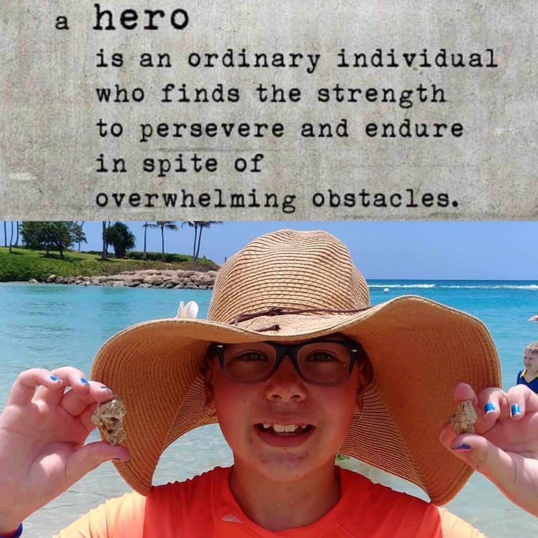 Grandma Bettyさんのインスタグラム写真 - (Grandma BettyInstagram)「@prayersforhannahlynn  Hannah Lynn is a 9 year old kiddo battling a brain tumor (for the 2nd time) as well as Neurofibromatosis Type 1. PLEASE head over to her profile and give her and her family words of encouragement and tell them Grandma sent you there to make them #SMILE #BeHappy & #StayHappy」5月25日 3時38分 - grandmabetty33