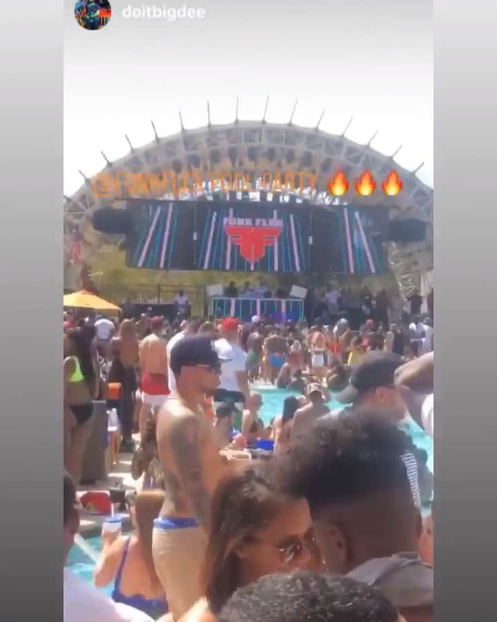 ファンクマスター・フレックスのインスタグラム：「“Funk Flex Pool Party 🔥🔥🔥🔥” Through the eyes of: @doitbigdee Vegas! @litdigitaldjs」