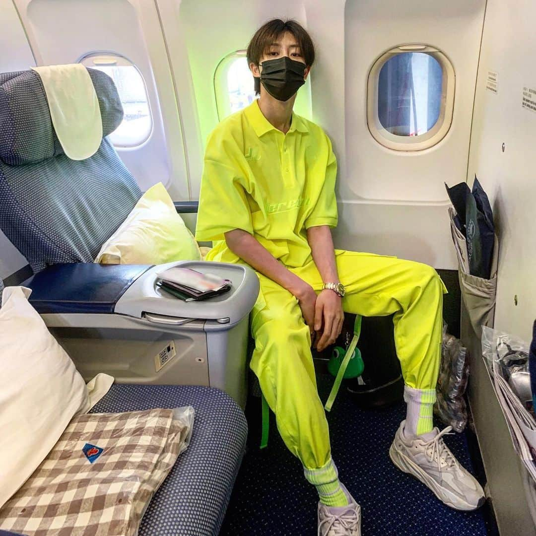 SEVENTEENさんのインスタグラム写真 - (SEVENTEENInstagram)「[17'S THE 8] 🍏🐸🥑🥦🍃🍀」5月25日 13時55分 - saythename_17