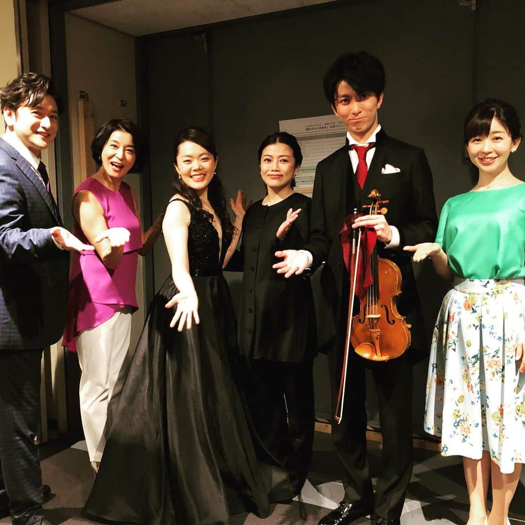 石丸幹二さんのインスタグラム写真 - (石丸幹二Instagram)「#題名のない音楽会  高嶋ちさ子のわがまま音楽会～モーツァルト編 モーツァルト愛溢れるちさ子姐さん ヴィオラ愛溢れるモーツァルトの作品に注目。楽譜は簡単そうだが奥深い！モーツァルトの魅力に迫ります。#高嶋ちさ子 #山根一仁 #安達真理 #三ツ橋敬子 #東京フィルハーモニー交響楽団 #松尾由美子アナ  #石丸幹二 明日も放送しています。 ❣️BS朝日 日曜日　あさ8：00～」5月25日 14時11分 - team_kanji_ishimaru