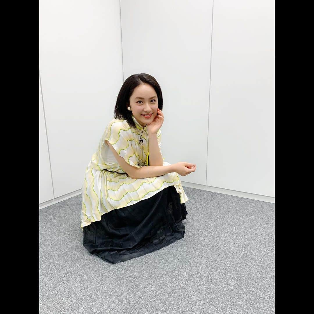 平祐奈さんのインスタグラム写真 - (平祐奈Instagram)「花咲かタイムズ🌸生放送 ありがとうございました。 ゆりやんさんとはるかさんと撮っていただきました☺︎ おひさしぶりにお会いできて嬉しかったです☺️ 美味しい櫃まぶしを頂いて幸せまんぷくです…。 @missteenjapan 締め切りは6月3日までです★  たくさんのご応募お待ちしております。」5月25日 14時40分 - yunataira_official