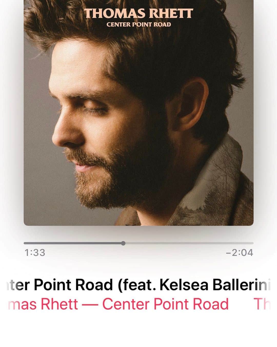 Kelsea Balleriniさんのインスタグラム写真 - (Kelsea BalleriniInstagram)「I’m honored to hop on my brother @thomasrhettakins new song out today. Every lyric in this song makes me nostalgic about the way I grew up and the people that are a part of those foundational memories. My “center point road” is Fountain City, TN...it’s where I learned the most about myself, had my first kiss, picked up a guitar, snuck out (sorry mom), and really started to discover who I am. Where is y’alls CPR? Check out this magical song now and Thomas’ new record next week! ✨💕」5月25日 6時02分 - kelseaballerini