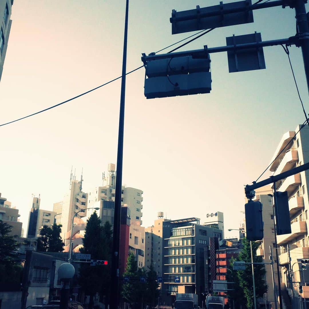 のインスタグラム：「#daikanyama #after#overpass#gone#kyuyamate #street#minamihiroshi .com」