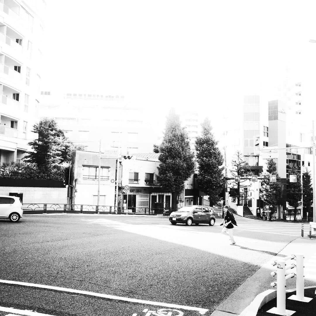 のインスタグラム：「#daikanyama#kyuyamate#street#without#overpass」