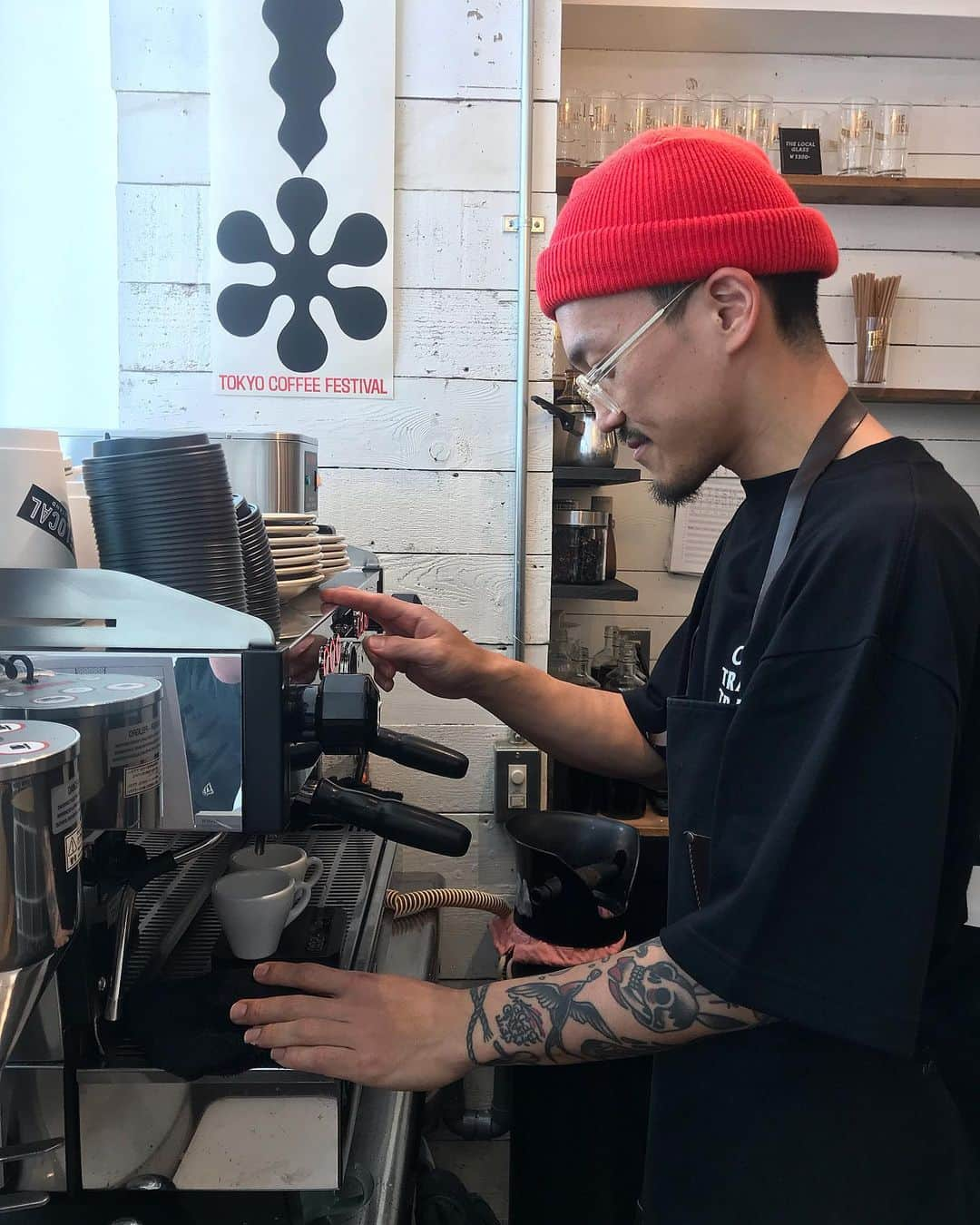 goodcoffeemeさんのインスタグラム写真 - (goodcoffeemeInstagram)「Brilliant barista 💯 @vja  #goodcoffee_shibuya #thelocalcoffeestand」5月25日 9時16分 - goodcoffeeme