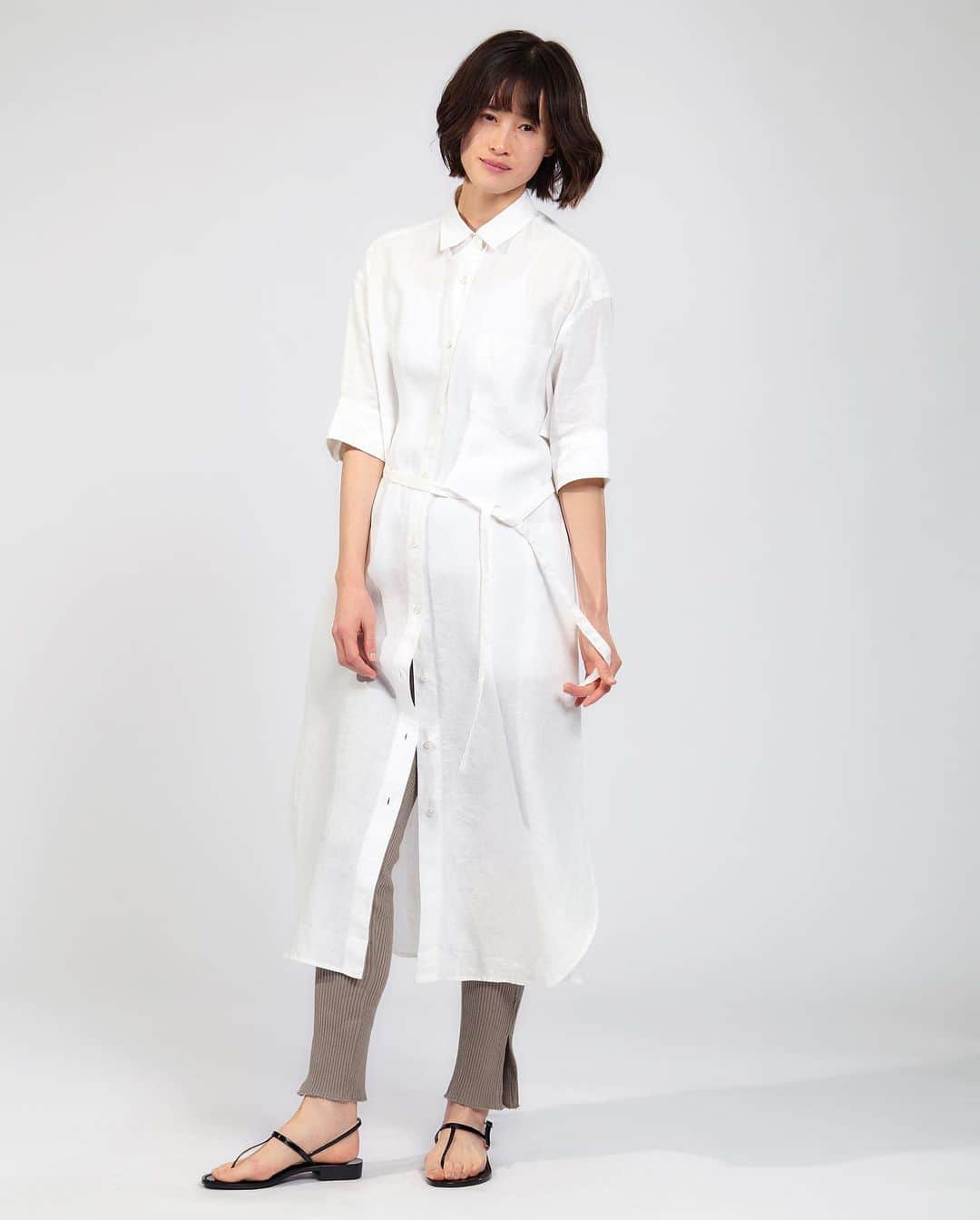 のインスタグラム：「【Summer Linen Fair】﻿今週末までです。﻿ ﻿ 期間中、店舗またはオンラインストアで合計25,000円（税込）以上お買い上げのお客様へポイント5倍差し上げます。﻿ 2019年5月16日（木）〜5月26日（日）﻿﻿﻿ ※アミュプラザ博多店は5/16（木）～5/27（月）﻿﻿﻿ ﻿﻿﻿ ﻿﻿﻿ ﻿﻿﻿﻿﻿﻿﻿﻿﻿﻿﻿ #dressterior #ドレステリア #リネン #ワンピース #サンダル #canfora」