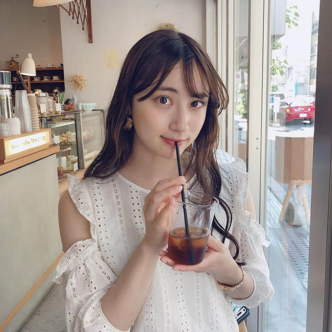 大上陽奈子さんのインスタグラム写真 - (大上陽奈子Instagram)「かわいいカフェでぼーっとしたい🐸」5月25日 10時08分 - passcode_hina