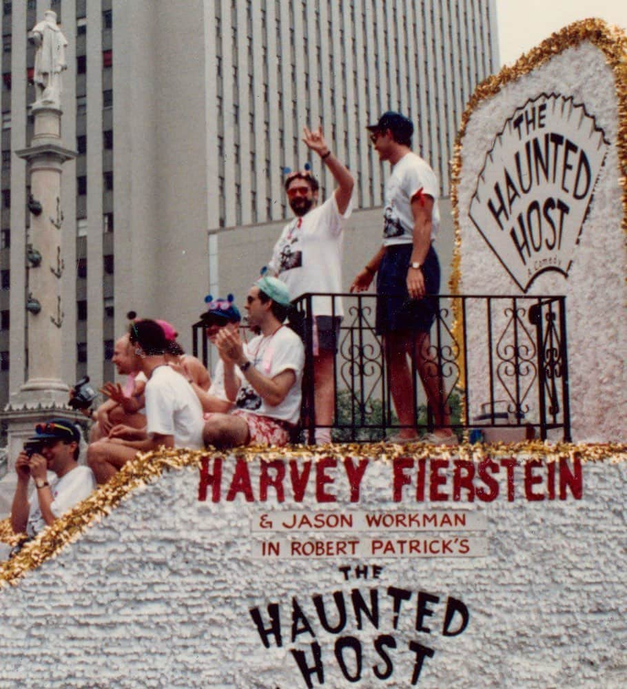 マイケル・ユーリーさんのインスタグラム写真 - (マイケル・ユーリーInstagram)「@theharveyfierstein at #pride on a #HauntedHost float 1991. This June, @satyasees directs #robertpatrick’s 1964 play for #prideplays2019 photo courtesy the playwright! Casting announced soon! Get tickets now! Link in bio 🏳️‍🌈」5月25日 10時24分 - michaelurielikesit