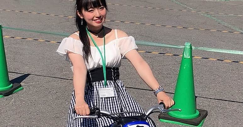 岩田亜矢那さんのインスタグラム写真 - (岩田亜矢那Instagram)「#2りんかん祭り 13:40から #奥沙織 ちゃん、あっち向いてホイ♪  是非参加してください！  めっちゃ楽しいみんなのバイクイベント！！ 国内最大級のバイクイベントが関西エリアで開催！！ 「バイクに乗ってこぼれる良い笑顔」をコンセプトに大人のバイク乗りが “ワクワク”できる、家族や子供達も一緒に楽しめる場所。 このイベントがバイクに乗るきっかけになってほしい。 「2りんかん祭りWest2019グッドスマイルミーティング」 開催日時：2019年5月25日（土） 開催時間：9：00～15：00 入場料金：無料 会場：滋賀県GRANSNOW 奥伊吹モーターパーク 住所：滋賀県米原市甲津原奥伊吹 先着3,000名様限定ご来場記念品プレゼント！！ イベント詳細は下記よりご確認下さい。 https://2rinkan.jp/event/2rinkan-festival/  今回はなんとゲストに番組出演中のさおりんこと奥沙織もゲストとしてステージに参戦！！ イベント当日はライクアウインドも会場内をリポートします～！！」5月25日 10時38分 - ayana1113