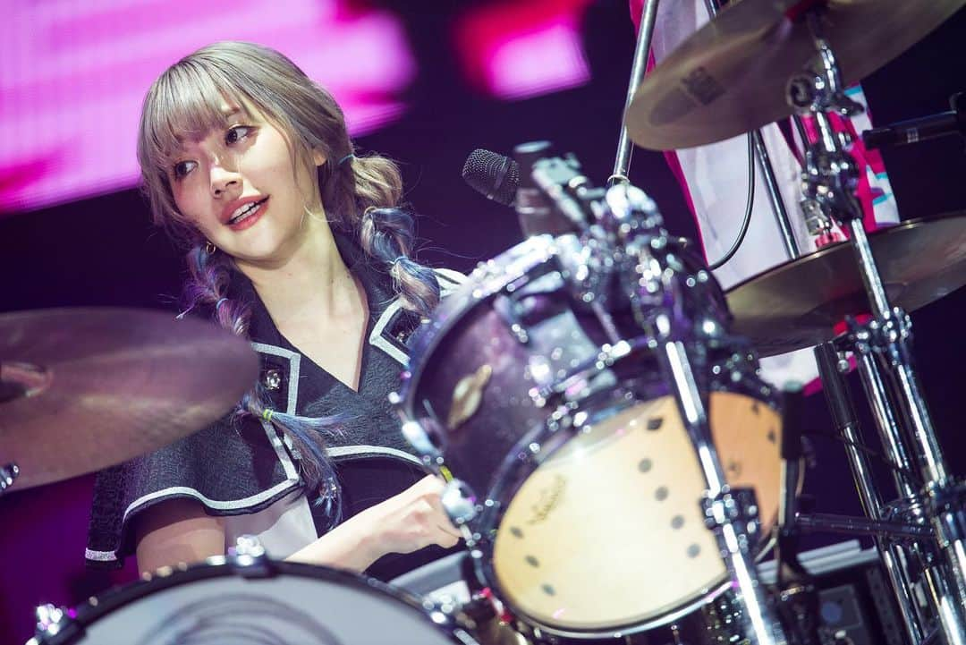 SILENT SIRENさんのインスタグラム写真 - (SILENT SIRENInstagram)「. 2019.05.18.19 LIVE photo📸 NGNC@メットライフドーム ひなんちゅshot🥁」5月25日 10時50分 - silentsiren_official