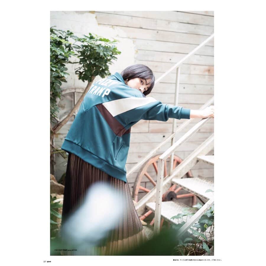 蒼葉えるさんのインスタグラム写真 - (蒼葉えるInstagram)「@glamb_official  2019 Autumn collection🍠」5月25日 11時25分 - l_aoba